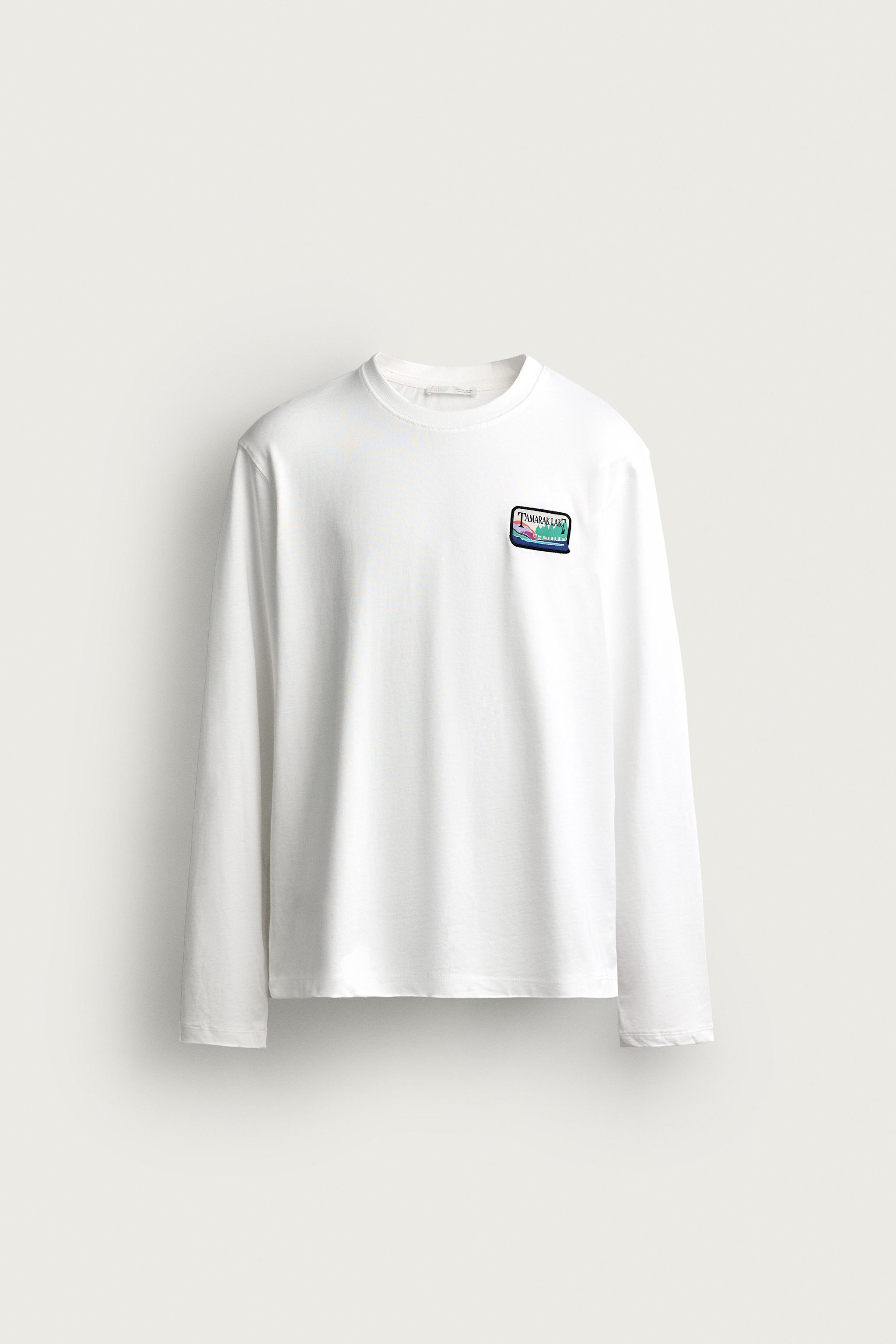 T-SHIRT À MANCHES LONGUES AVEC PIÈCE ET IMPRIMÉ